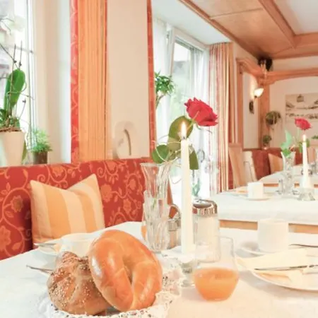 Hotel Garni Dorfschmiede Ischgl