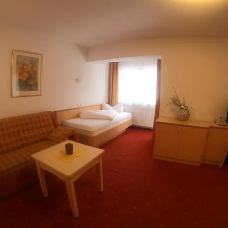 Hotel Garni Dorfschmiede Ischgl